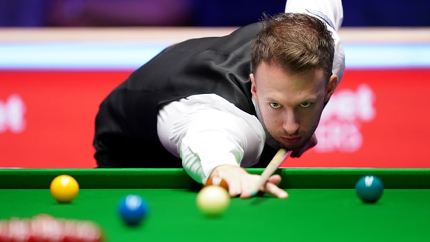 华体会hth体育：不怕有矮同学！教你利用户外双杠高度赢在高个子起跑线！